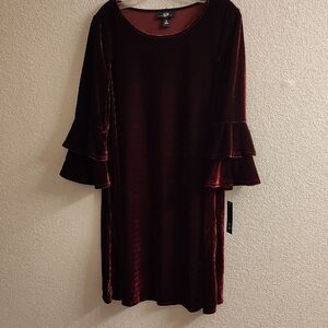 NEW AGB Velvet Long Sleeve Dress in Rich Burgundy B48 X
